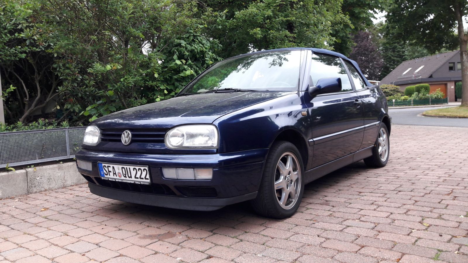 vwgolfcabrio.JPG